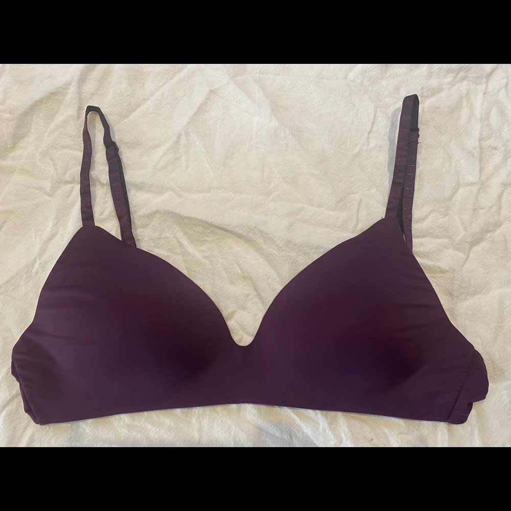 Victoria's Secret T-Shirt Lightly Lined Wireless Bra